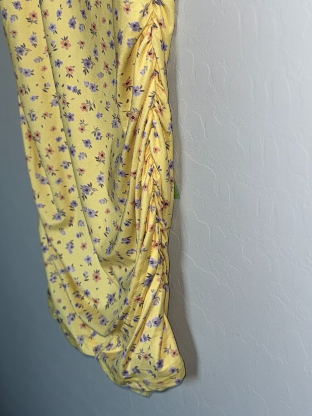 Floral Yellow Bodycon Ruched Sides High-Low Dress Floral Pattern Summer Spring - Picture 7 of 12